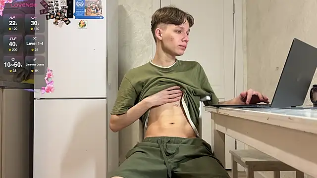 Snapshot of gay_boyss chatting on March 10, 2025, 5:07 pm gay boyss online show from March 10, 2025, 5:07 pm