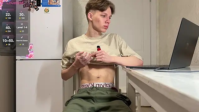 Snapshot of gay_boyss chatting on March 14, 2025, 7:01 pm gay boyss online show from March 14, 2025, 7:01 pm