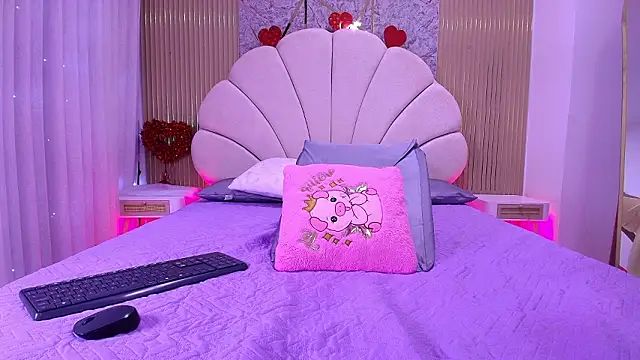 nata luna online show from February 26, 2026, 7:24 pm