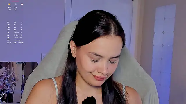 Snapshot of _Sweetie_ chatting on October 11, 2025, 5:11 pm Sweetie online show from October 11, 2025, 5:11 pm