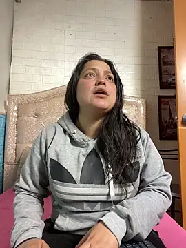 KataleyaStiward online show from November 11, 2025, 12:49 pm