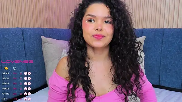Snapshot of angeline_teen chatting on January 17, 2025, 6:12 pm angeline teen online show from January 17, 2025, 6:12 pm