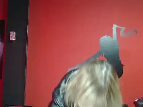 KLOE PIELL online show from December 3, 2024, 6:38 pm