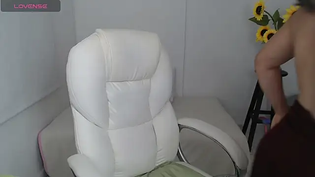 Snapshot of Ghada_milf chatting on October 11, 2025, 10:52 pm Ghada milf online show from October 11, 2025, 10:52 pm