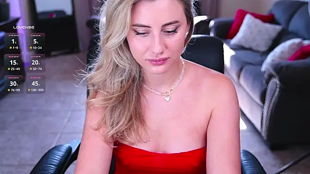 Snapshot of Naughty-Kitty1 chatting on April 25, 2026, 9:23 pm Naughty-Kitty1 online show from April 25, 2026, 9:23 pm