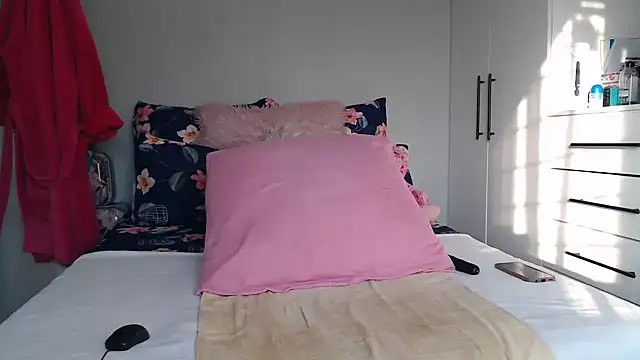 Snapshot of Amberbela chatting on October 25, 2025, 3:58 am Amberbela online show from October 25, 2025, 3:58 am