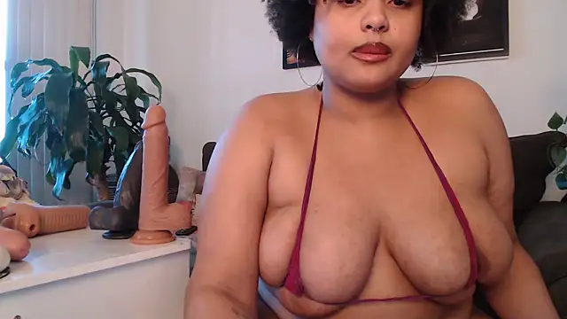 TheeVixxxen online show from March 3, 2025, 1:53 pm
