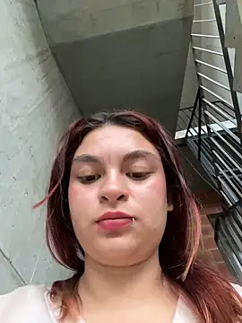 Snapshot of MiaLujan_ chatting on December 23, 2024, 10:44 pm MiaLujan online show from December 23, 2024, 10:44 pm