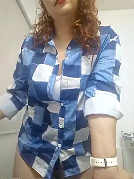 Snapshot of doctora-danna chatting on March 17, 2025, 1:18 pm doctora-danna online show from March 17, 2025, 1:18 pm