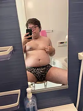 Snapshot of yuuki198912 chatting on October 9, 2025, 12:14 pm yuuki198912 online show from October 9, 2025, 12:14 pm