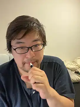 Snapshot of yuuki198912 chatting on October 27, 2025, 10:03 pm yuuki198912 online show from October 27, 2025, 10:03 pm