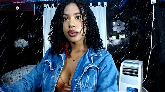 Hillary queen online show from September 28, 2025, 12:54 pm