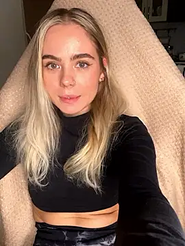 SkyBriii online show from December 1, 2024, 4:29 pm