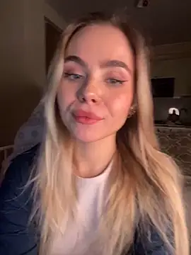 SkyBriii online show from February 27, 2025, 5:04 pm