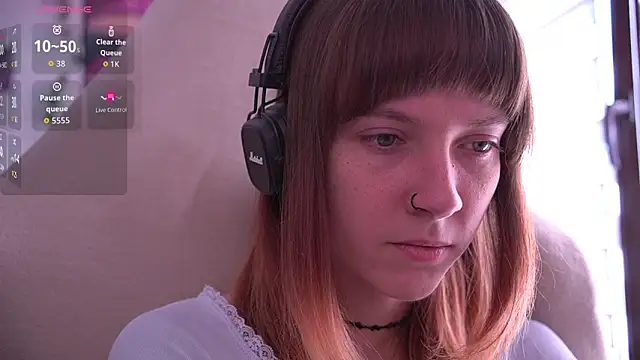 juliapie online show from September 27, 2025, 7:35 am