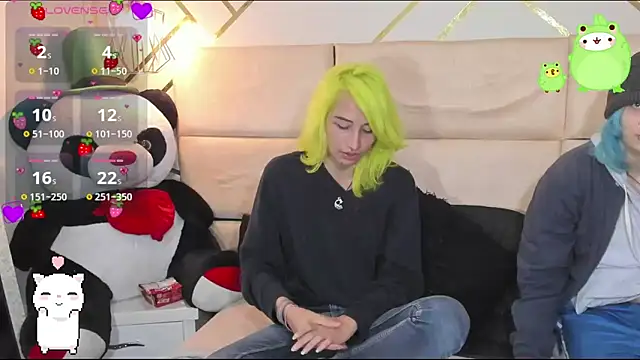 -kisa  online show from October 9, 2025, 4:10 am