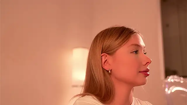 april blush online show from March 4, 2025, 3:04 pm