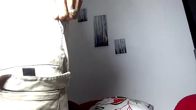 BrandonStond online show from November 18, 2025, 3:23 am