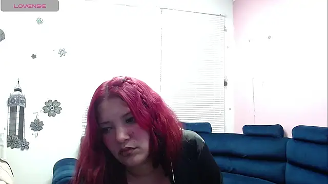 brithany smiith  online show from January 28, 2025, 5:22 am