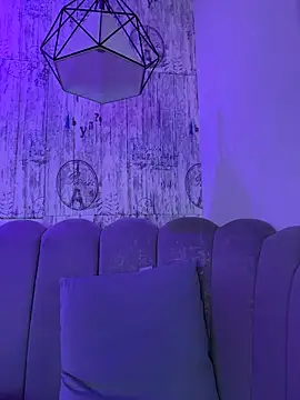 AbyThompson online show from June 1, 2026, 7:26 pm