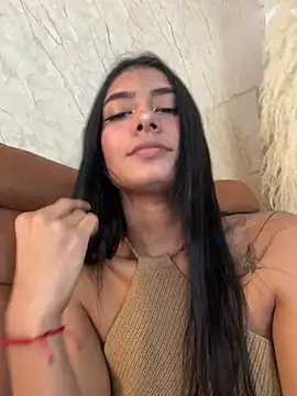 LaurenRodriiguez online show from January 10, 2026, 12:29 pm