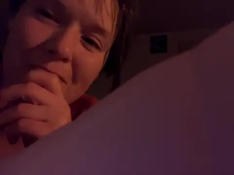 KatieBARBiE98 online show from May 17, 2026, 3:48 am