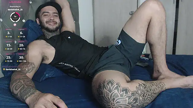 Snapshot of maxi_rogger18 chatting on November 18, 2025, 3:01 am maxi rogger18 online show from November 18, 2025, 3:01 am