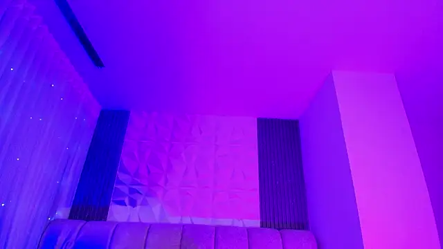 Godess Scarlett77 online show from February 26, 2026, 3:05 am