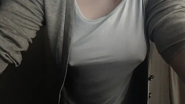 1BECHA1 online show from October 19, 2025, 12:33 am