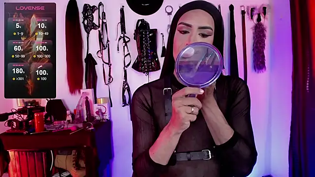 Snapshot of akinoro_ chatting on January 29, 2025, 7:53 pm akinoro online show from January 29, 2025, 7:53 pm