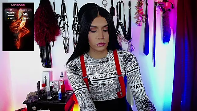 Snapshot of akinoro_ chatting on November 7, 2025, 8:20 pm akinoro online show from November 7, 2025, 8:20 pm