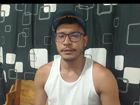 CharlesLeeRay online show from November 9, 2025, 4:44 am