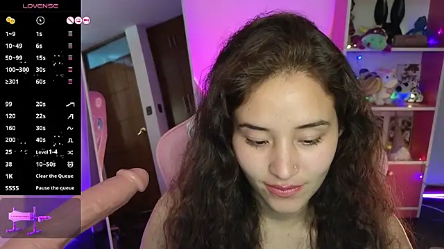 redbarbiedollx online show from October 20, 2025, 9:15 pm