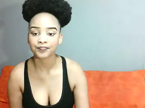 Snapshot of SmallSlut5 chatting on November 11, 2025, 12:38 pm SmallSlut5 online show from November 11, 2025, 12:38 pm