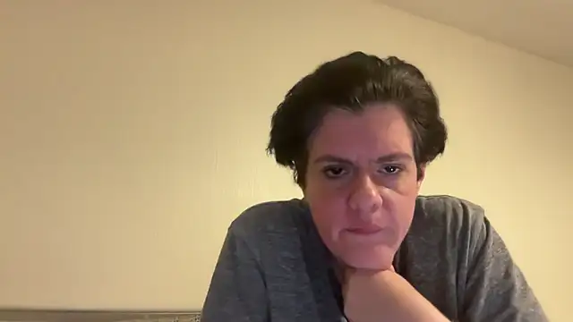 Jess4you0818 online show from April 4, 2026, 2:21 am