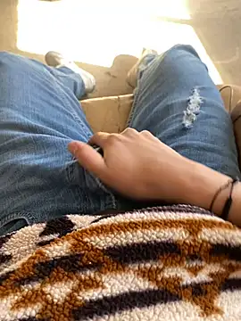 Snapshot of josle24 chatting on January 13, 2025, 8:26 pm josle24 online show from January 13, 2025, 8:26 pm