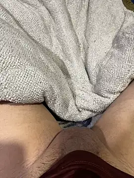 Snapshot of josle24 chatting on January 19, 2025, 5:58 am josle24 online show from January 19, 2025, 5:58 am