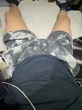 Snapshot of josle24 chatting on February 19, 2025, 6:11 am josle24 online show from February 19, 2025, 6:11 am