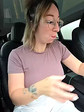 Giuliana baby online show from November 11, 2025, 9:31 am