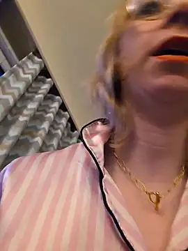 Giuliana baby online show from December 23, 2025, 7:50 am