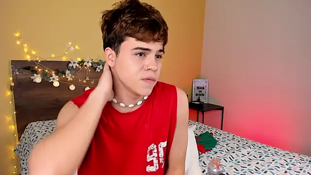 Snapshot of justinbiler chatting on December 24, 2024, 7:49 am justinbiler online show from December 24, 2024, 7:49 am