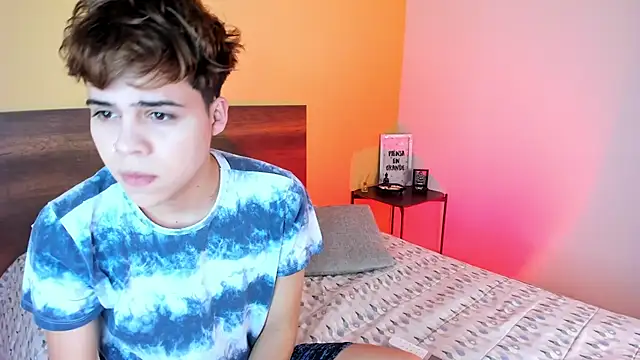 Snapshot of justinbiler chatting on January 18, 2025, 12:26 pm justinbiler online show from January 18, 2025, 12:26 pm