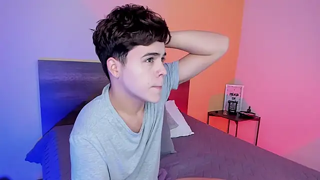 Snapshot of justinbiler chatting on January 30, 2025, 12:37 pm justinbiler online show from January 30, 2025, 12:37 pm