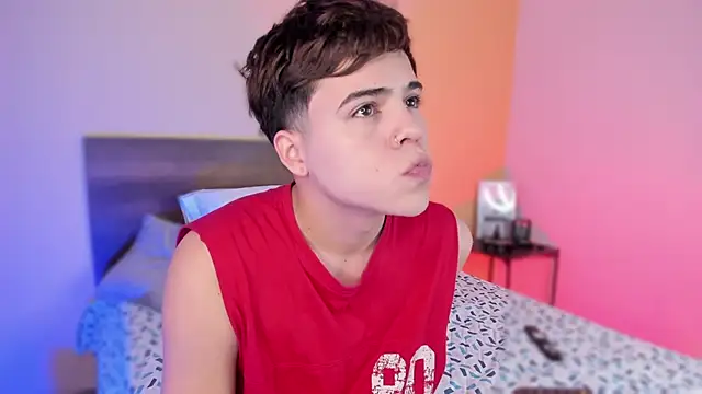 Snapshot of justinbiler chatting on February 8, 2025, 12:39 pm justinbiler online show from February 8, 2025, 12:39 pm