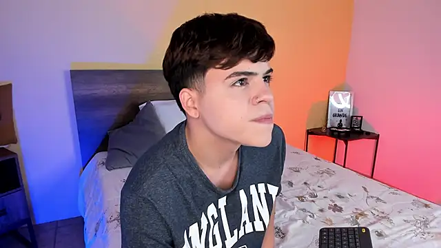 Snapshot of justinbiler chatting on February 10, 2025, 12:39 pm justinbiler online show from February 10, 2025, 12:39 pm