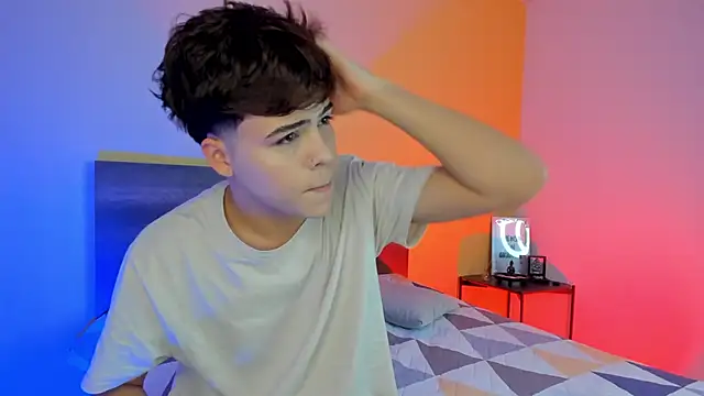 Snapshot of justinbiler chatting on February 21, 2025, 11:44 am justinbiler online show from February 21, 2025, 11:44 am