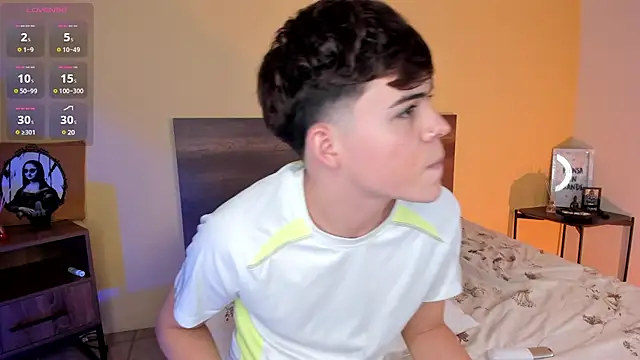 Snapshot of justinbiler chatting on March 21, 2025, 6:40 pm justinbiler online show from March 21, 2025, 6:40 pm