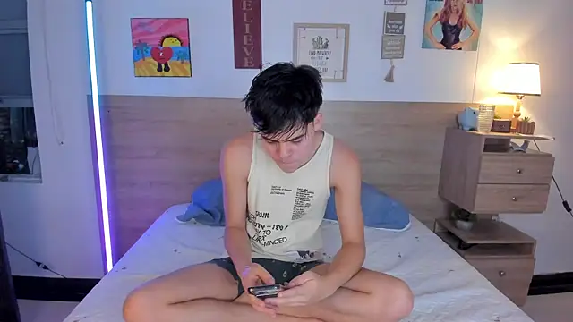 Snapshot of justinbiler chatting on October 10, 2025, 1:10 pm justinbiler online show from October 10, 2025, 1:10 pm