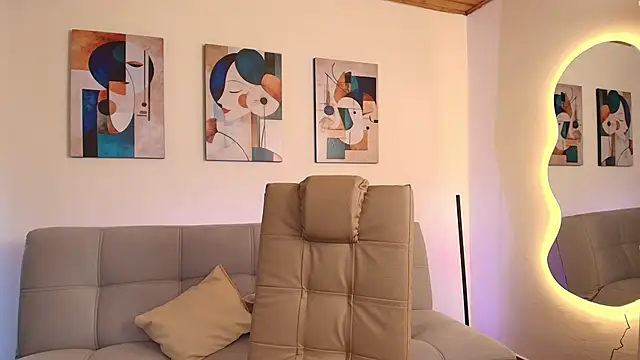 miaa saenz1 online show from February 22, 2026, 4:46 am