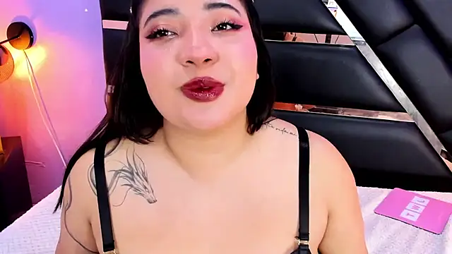 Snapshot of Emma_monserrat chatting on July 11, 2026, 11:50 pm Emma monserrat online show from July 11, 2026, 11:50 pm